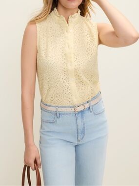 Ruffle Collar Lace Sleeveless Shirt